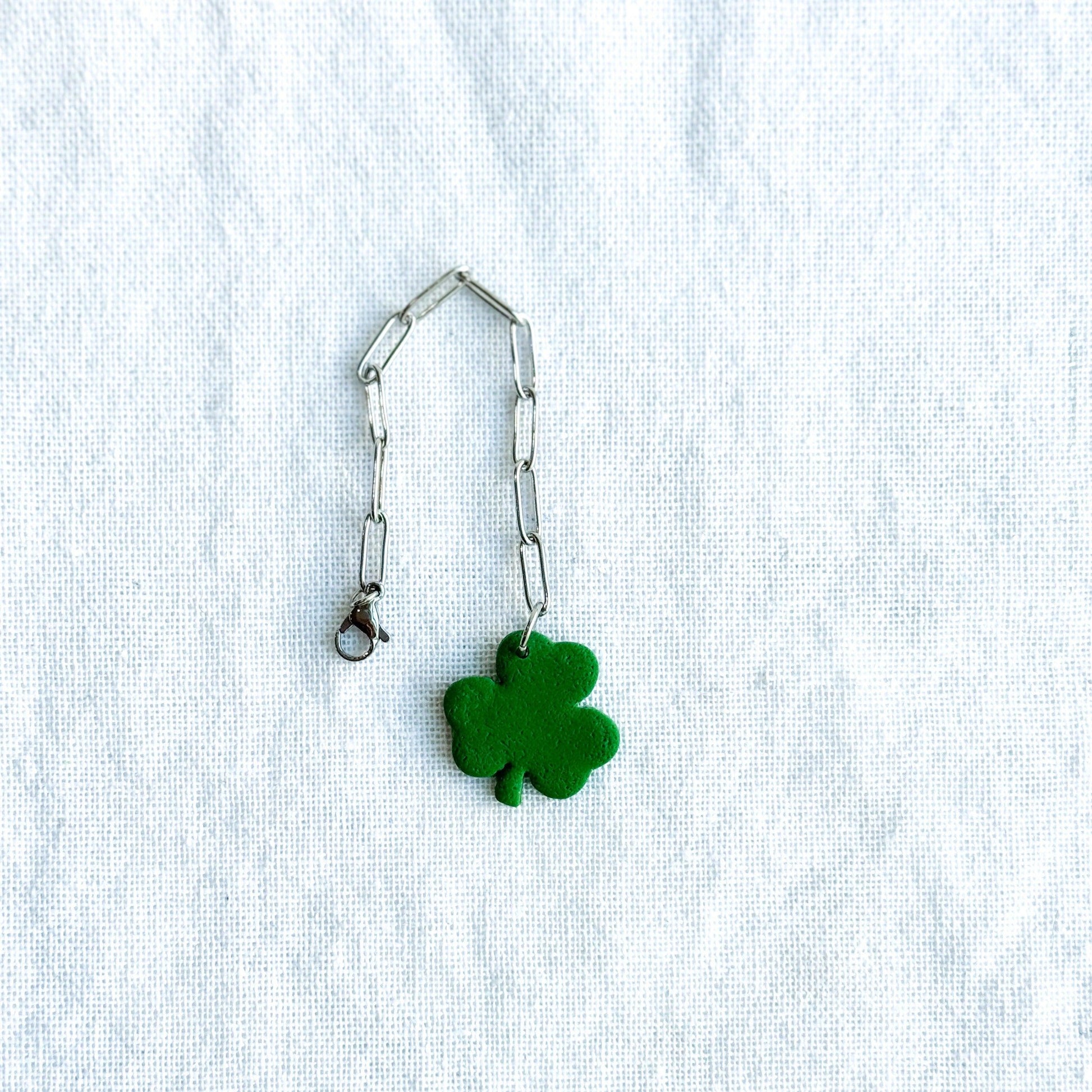 St Patricks Day Stanley Cup Charm, Simple Modern Accessories, Tumbler Handle Charms, Clover Charm, Green, Handmade Gifts - Harbor to Gulf Co.